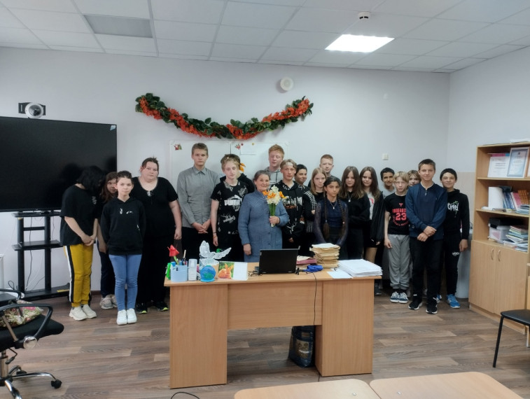 встреча с педагогом Ореховской школы, находящимся на заслуженном отдыхе, Галиной Аркадьевной Ершовой..